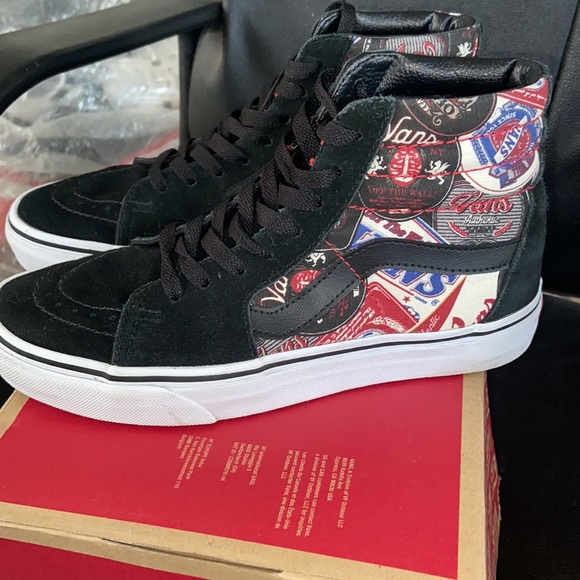 Vans - Picture 3 of 4